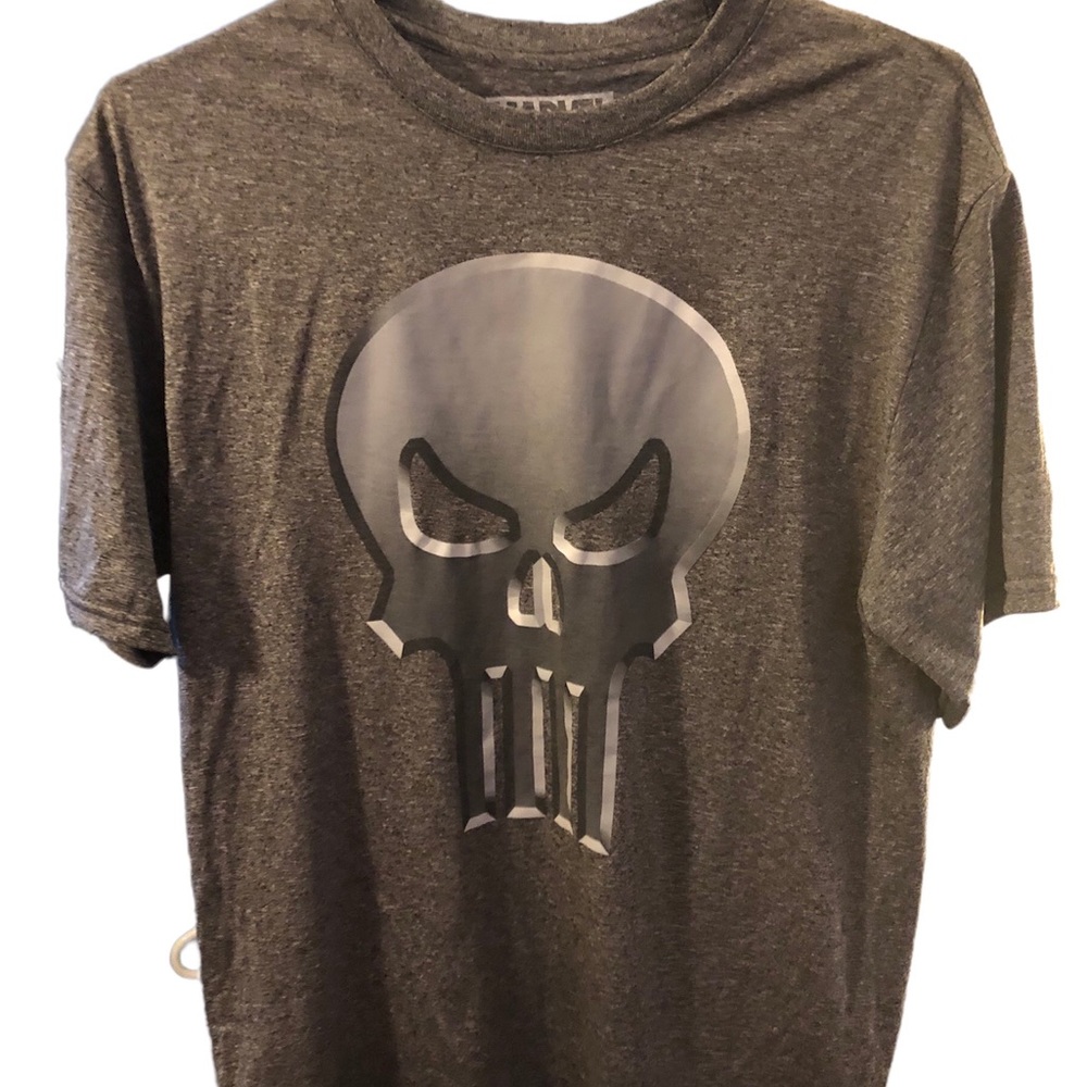 Marvel Punisher T-Shirt Men’s Med nice dry fit style polyester